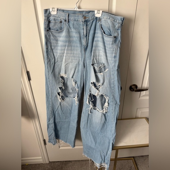 American Eagle | Supee Distressed Skater Baggy Jeans | Size 18 - Picture 2 of 6
